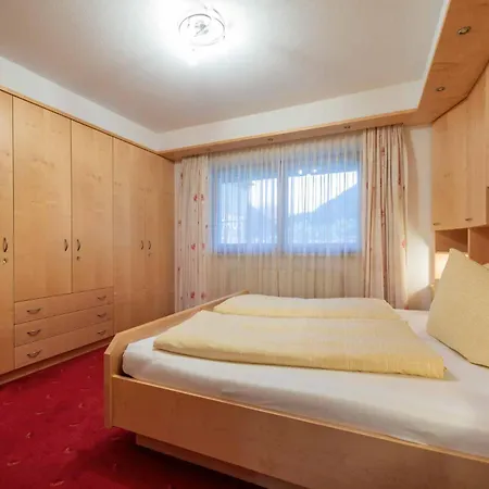 Hofer Guest house *