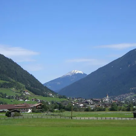 Hofer Guest house